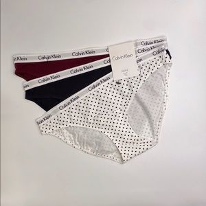 NWT Calvin Klein 3pc Bikini Panty Set